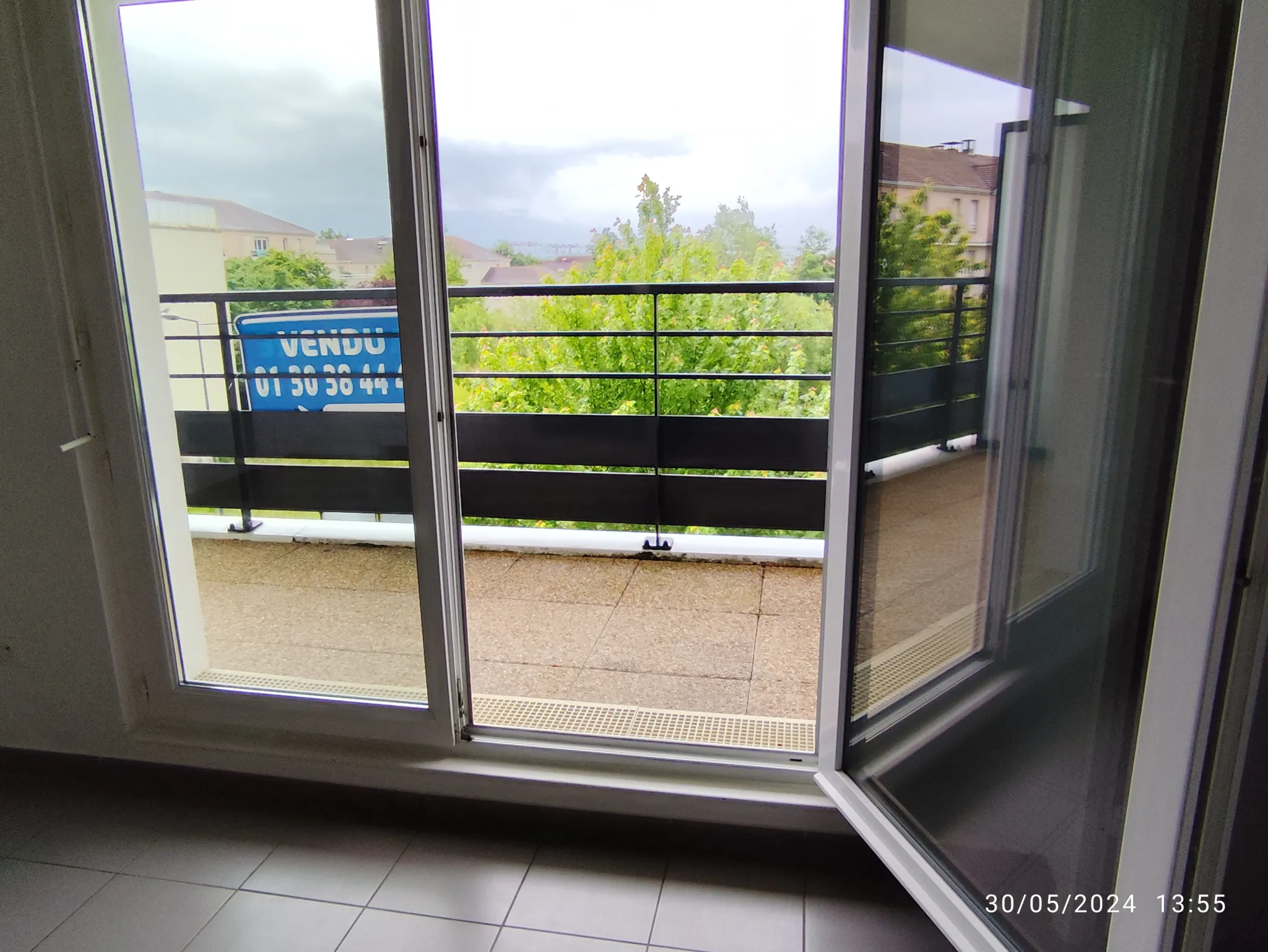 Appartement lumineux avec balcon à Courdimanche 