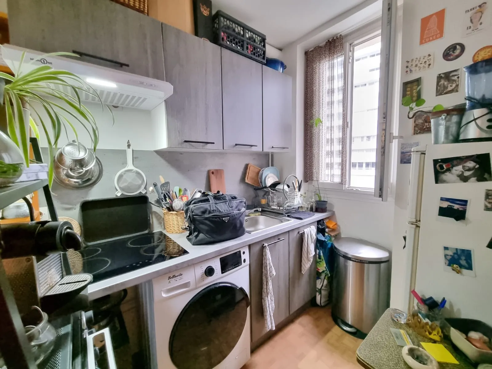 Studio lumineux à vendre dans une rue calme à Paris 