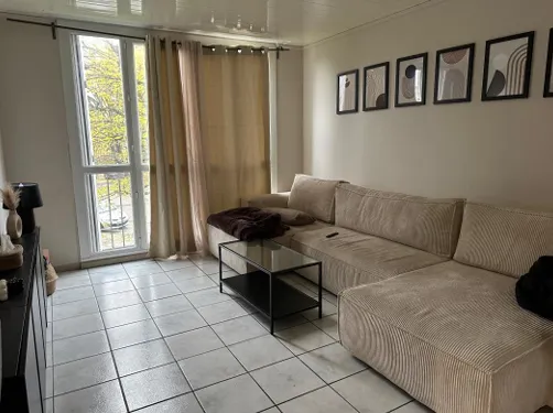 Appartement T3 à Argenteuil - 65m2 - 33 000 € 