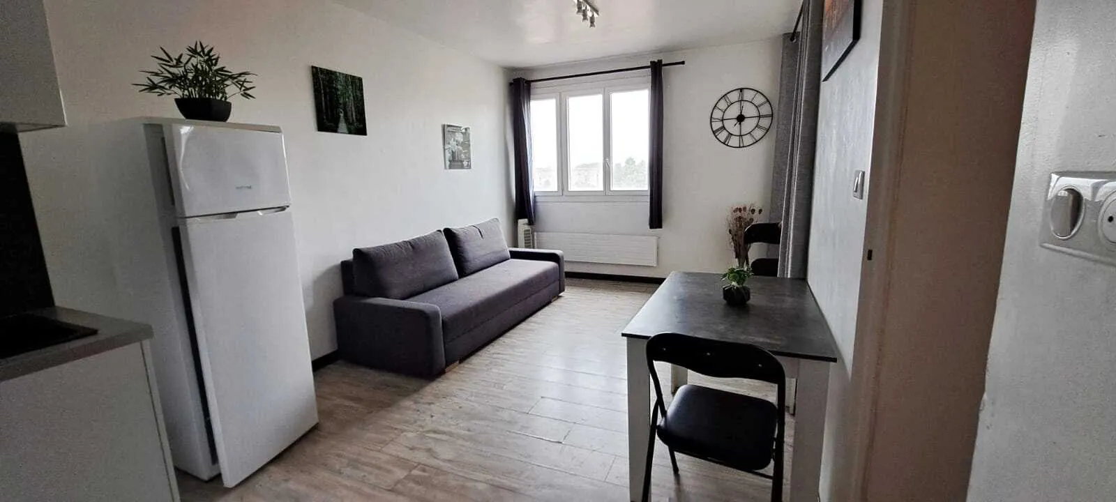 Appartement rénové lumineux à Avignon 