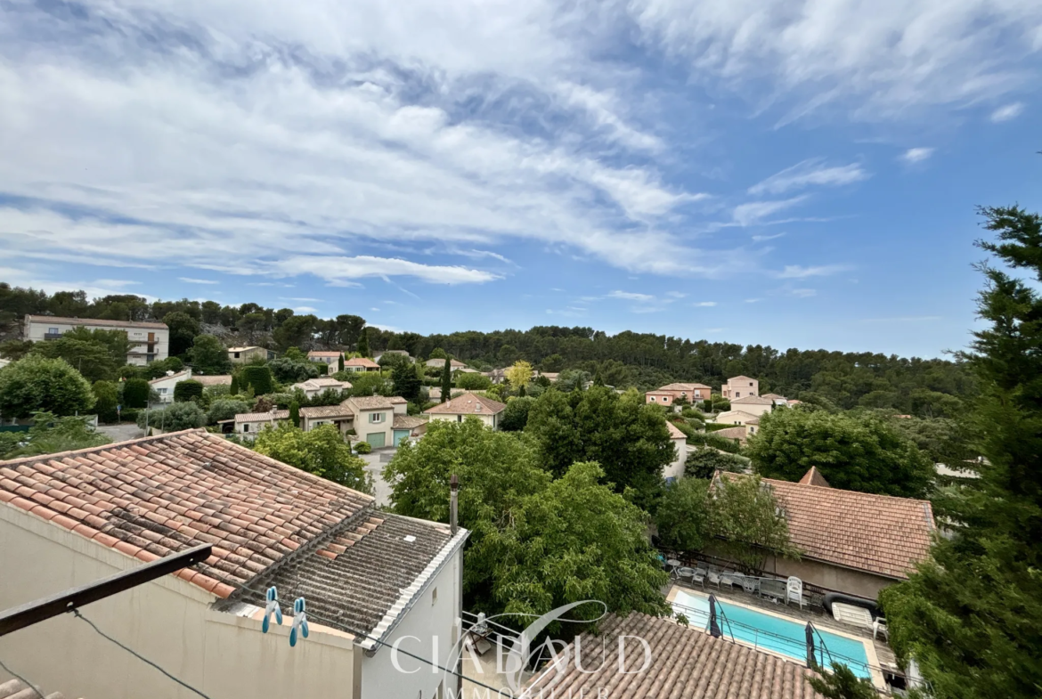 Apartment T2 30.98m2 with Annex in Bouc-Bel-Air 