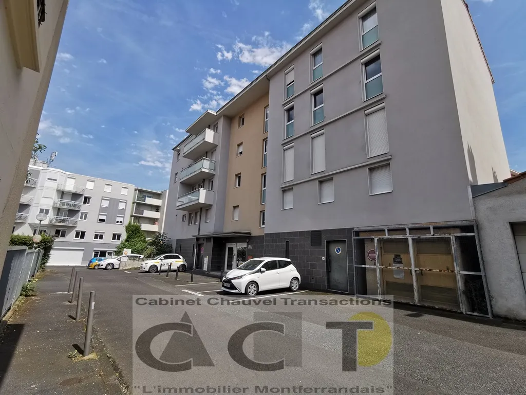 Appartement 3 chambres avec terrasse ensoleillée à Clermont-Ferrand 