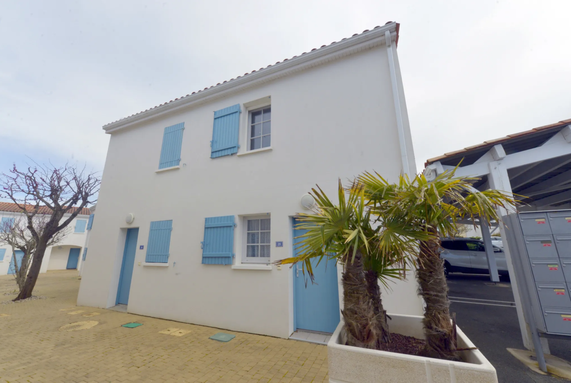 Maison de 3 pièces à Vaux sur mer avec piscine collective 