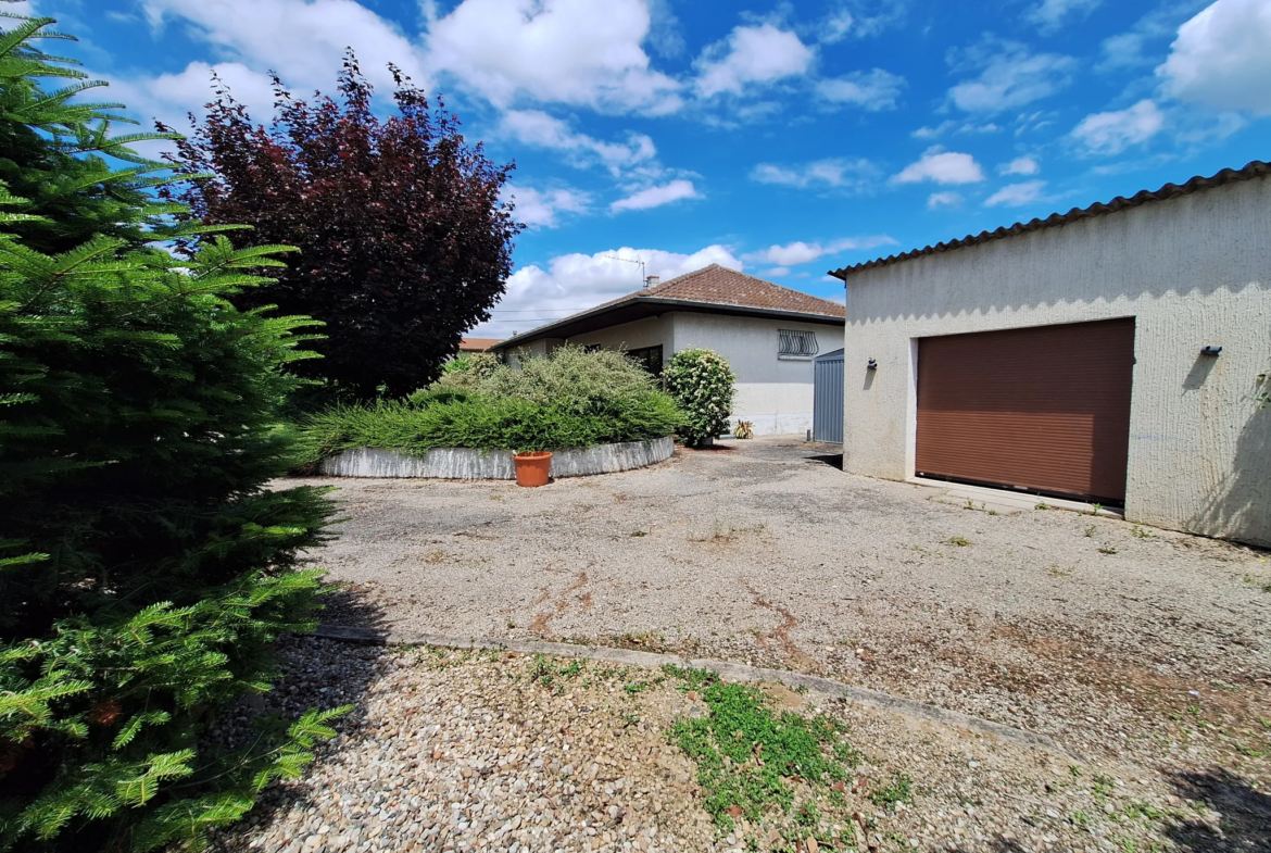 Charmante maison de plain-pied à vendre à Assieu (38150) 