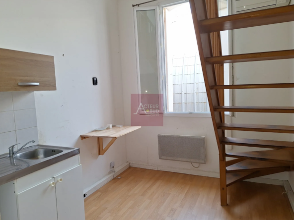 Charming F1 Mezzanine Apartment in Montpellier Clemenceau