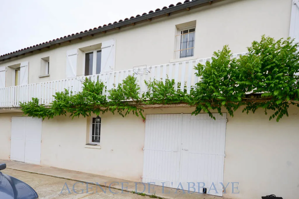 Maison à Saint-Sauvant 115m2 - Calme et verdure 