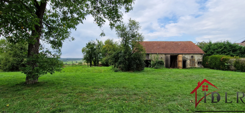 Ancienne Ferme Indépendante avec Vue sur l'Amance à Fayl Billot