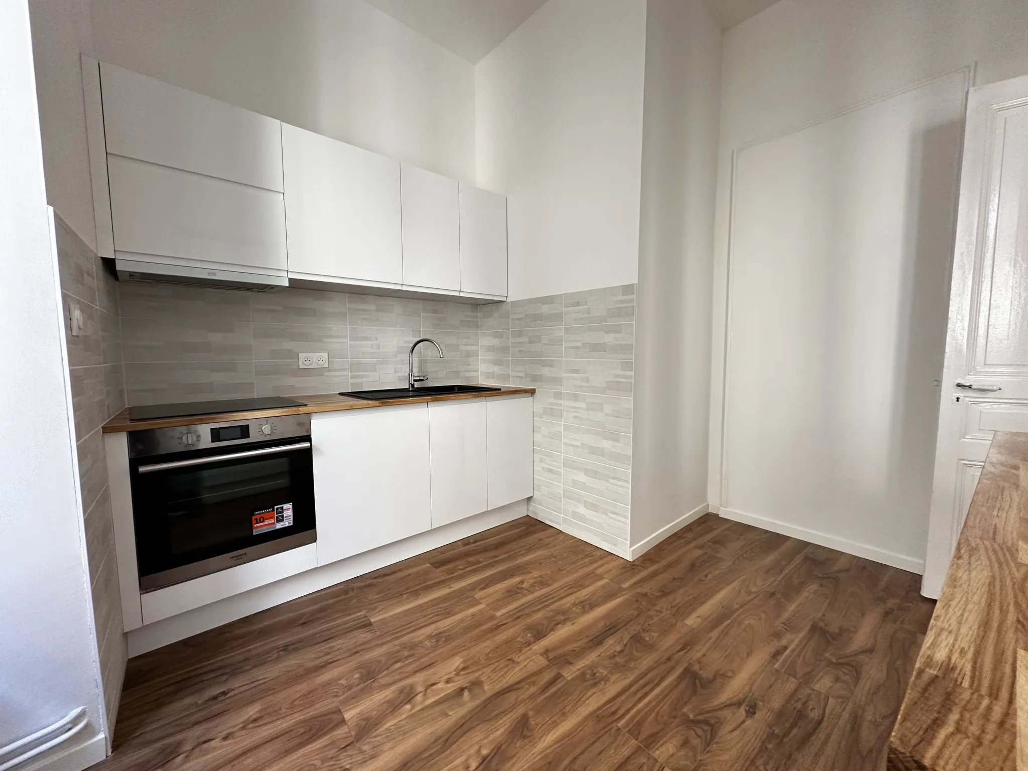 Renovated T5 Apartment in HYPER CENTER Belfort (Ref VB3531) 