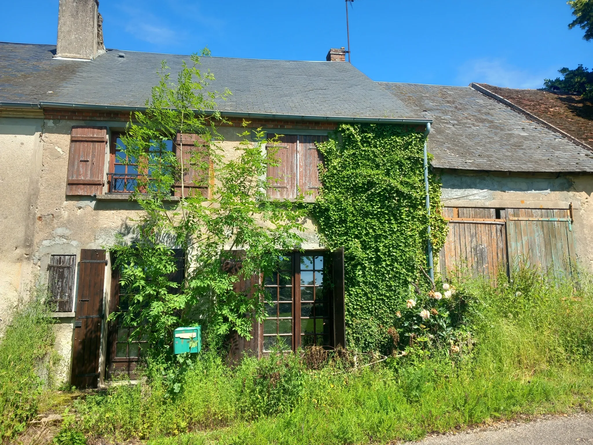 Maison de Bourg à rénover 4 chambres - Montigny sur Canne 