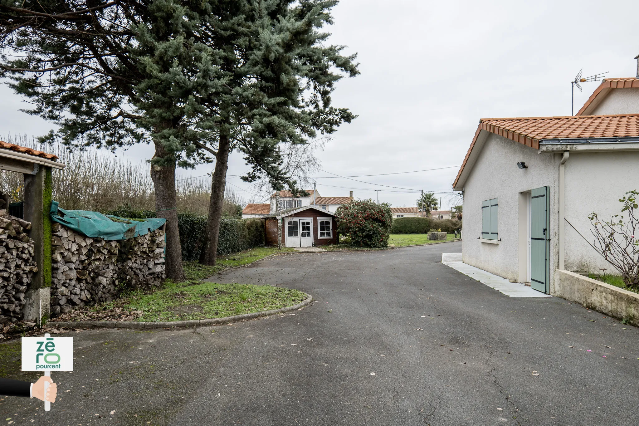 Maison de Plain-Pied à Sainte-Radégonde-des-Noyers 