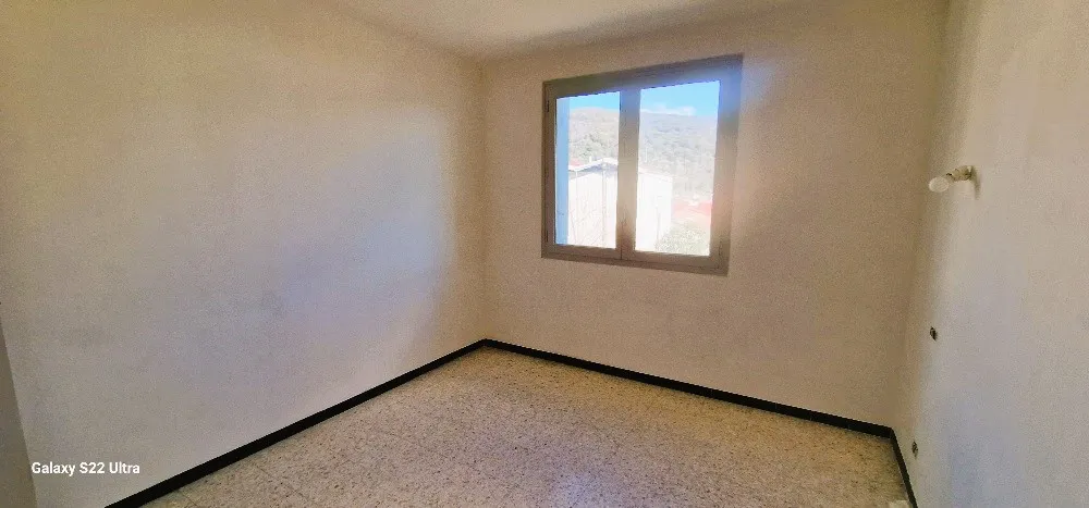 Appartement T3 avec 2 balcons et cave à Amelie les bains palalda 