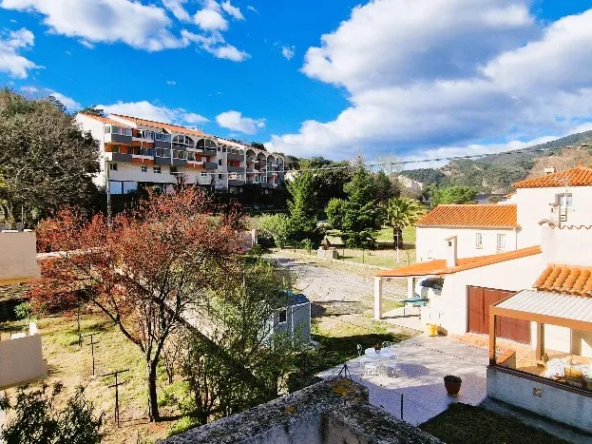 Appartement T3 avec 2 balcons et cave à Amelie les bains palalda