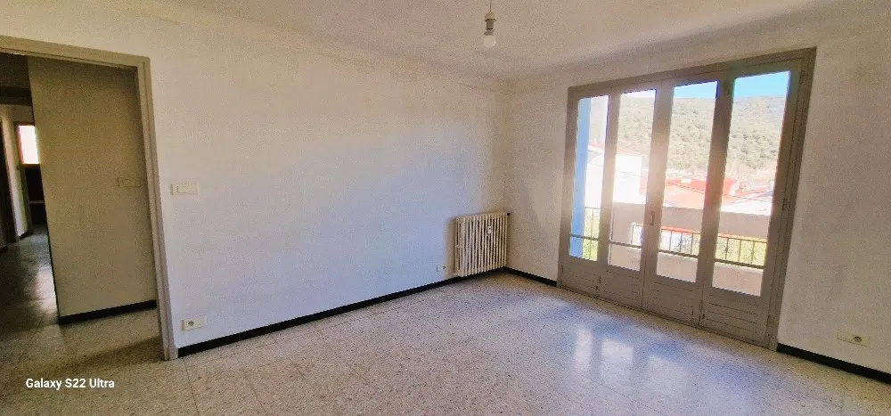 Appartement T3 avec 2 balcons et cave à Amelie les bains palalda 