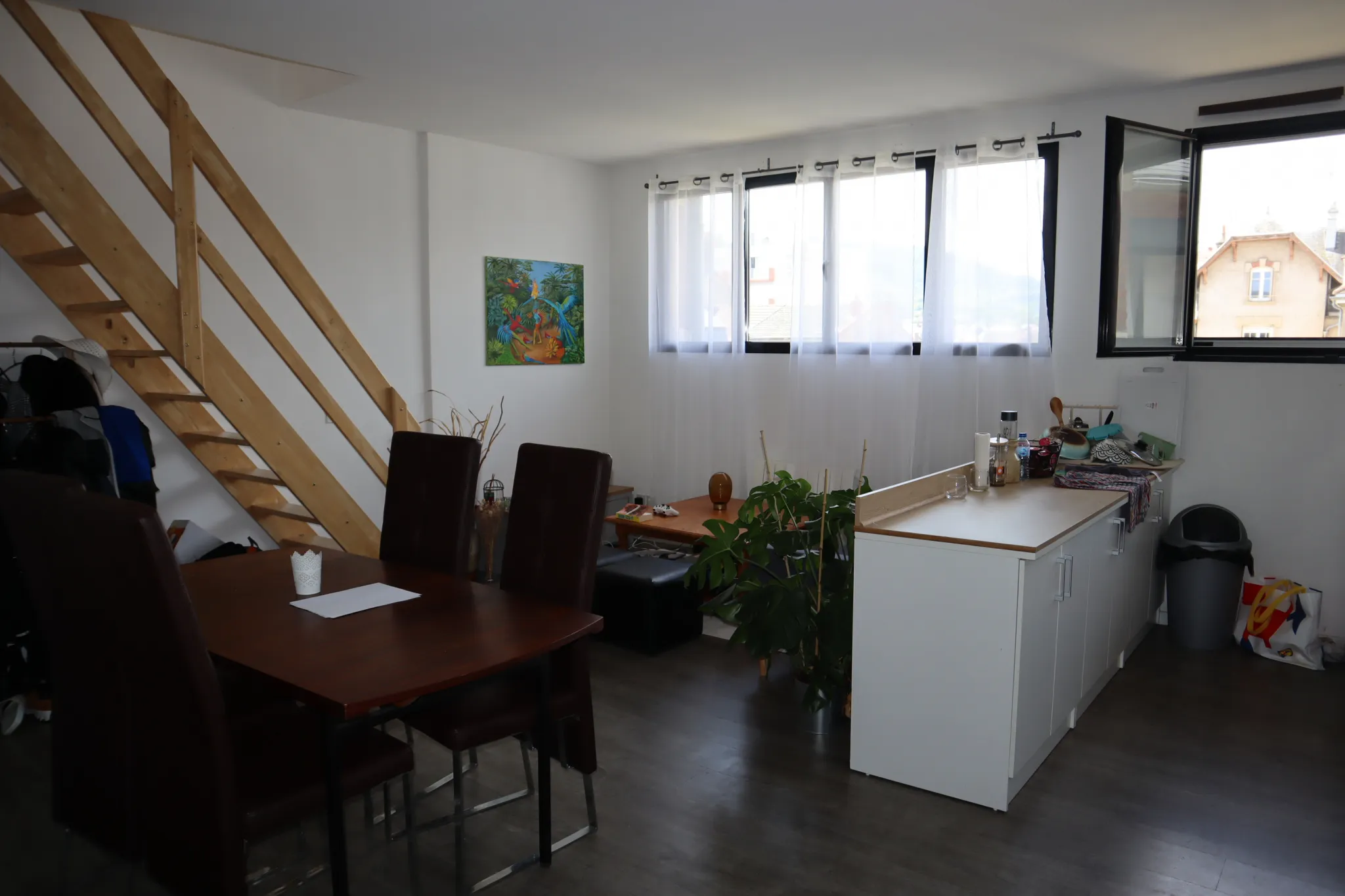 Appartement de type 4 avec stationnement en centre ville - Autun 71400 