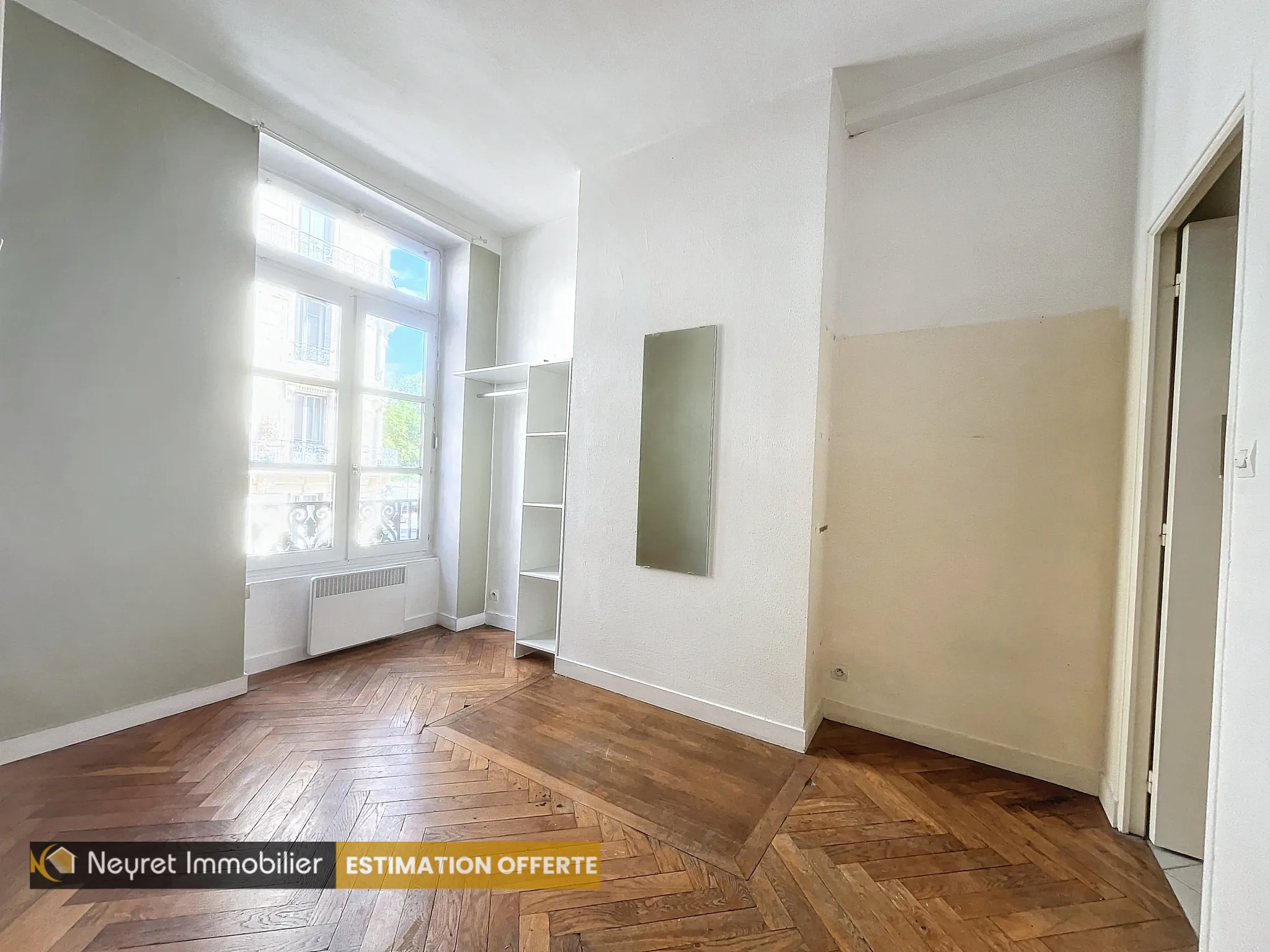 Appartement T2 avec charme ancien et balcon à Lyon 2 