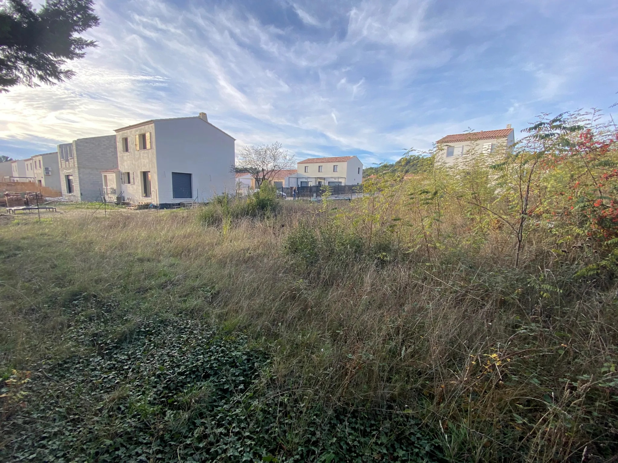 Terrain constructible à vendre à La Motte d'Aigues 