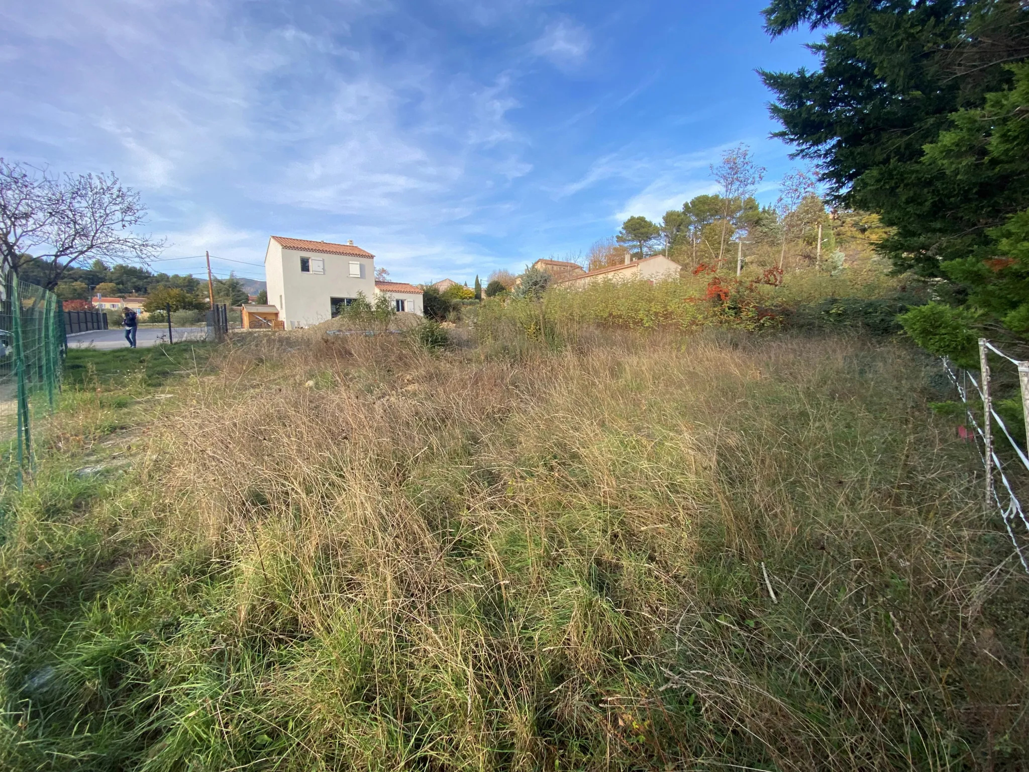 Terrain constructible à vendre à La Motte d'Aigues 