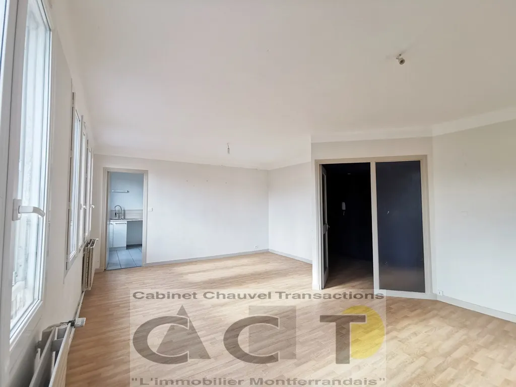 Grand appartement à Montferrand - 3 Chambres - 185 400 € 