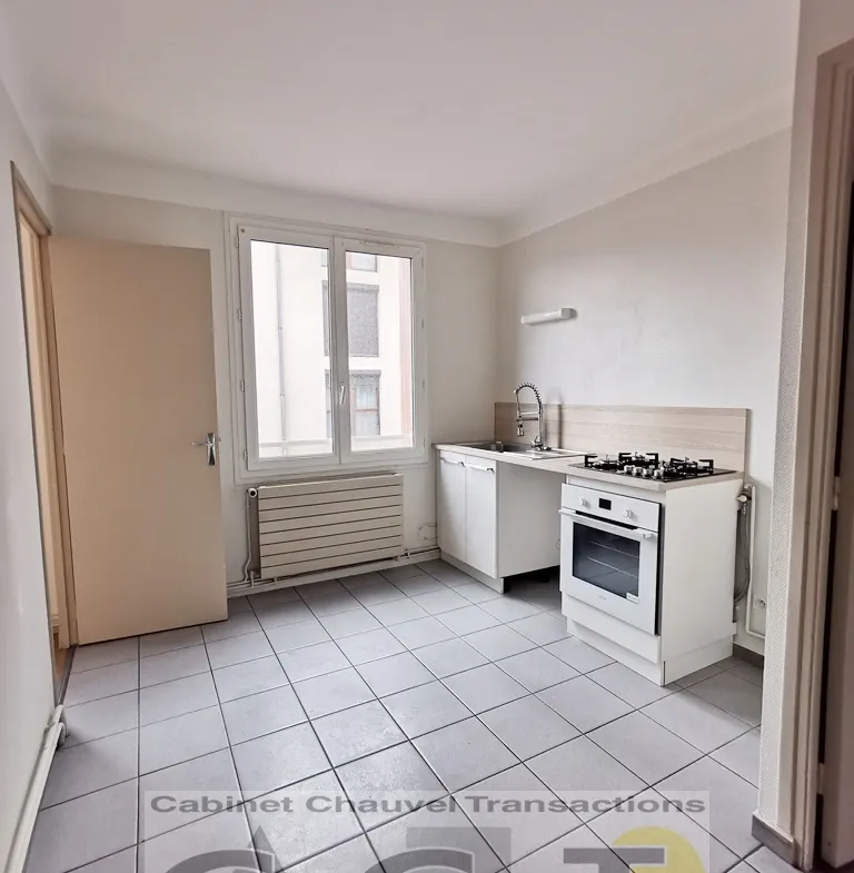 Grand appartement à Montferrand - 3 Chambres - 185 400 € 