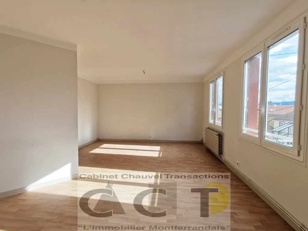 Grand appartement à Montferrand - 3 Chambres - 185 400 € 