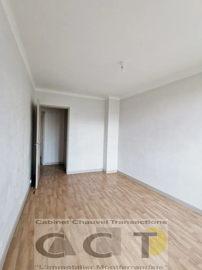 Grand appartement à Montferrand - 3 Chambres - 185 400 € 