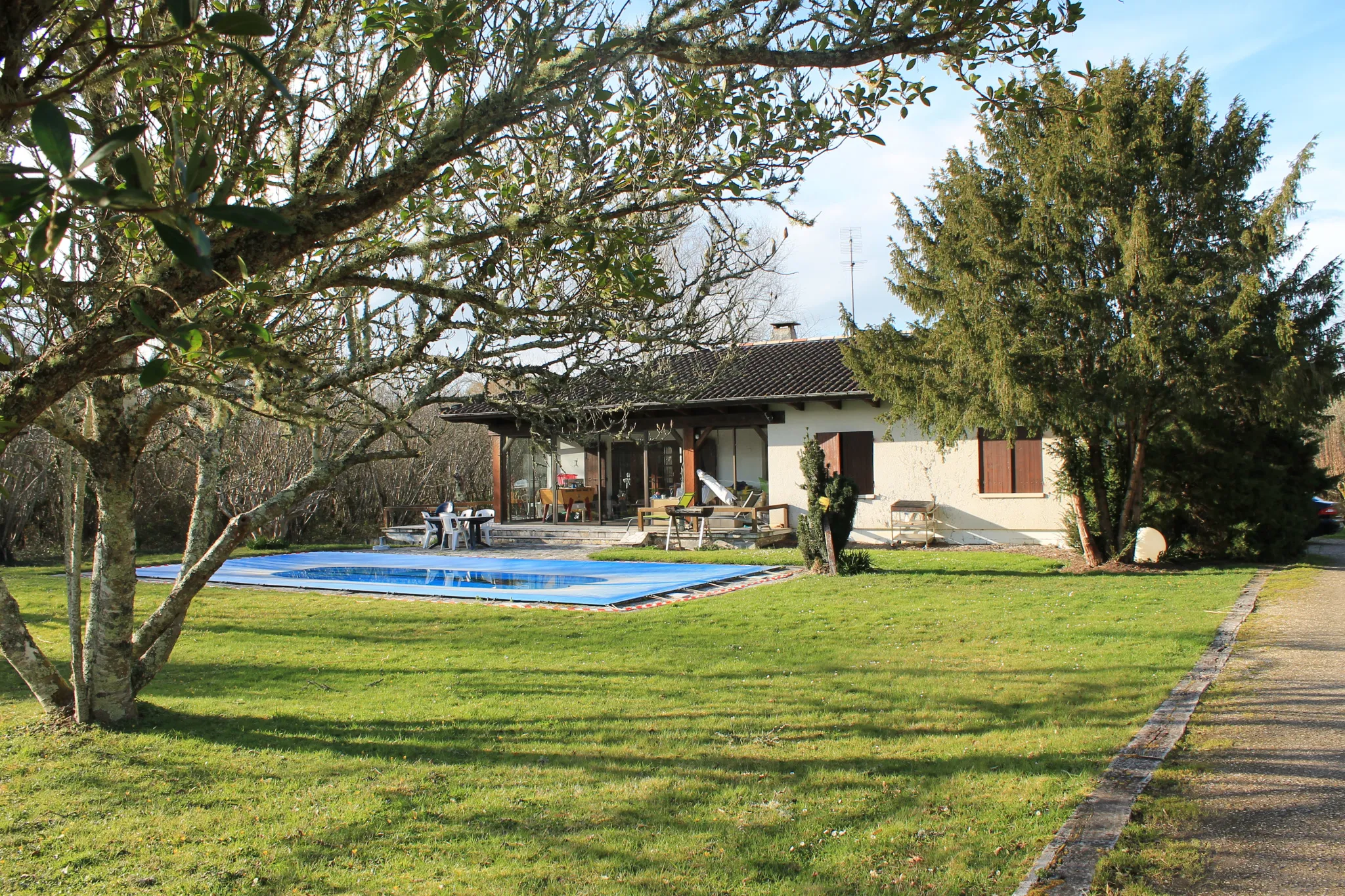 Maison à Langon avec Jardin et Piscine 