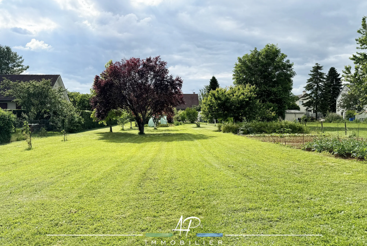 Terrain à bâtir de 860m2 à Arceau 