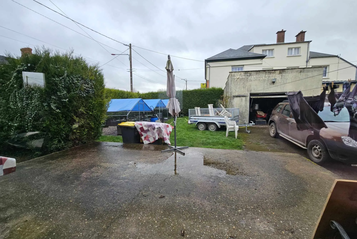 Maison à rénover à 30 minutes d'Amiens 