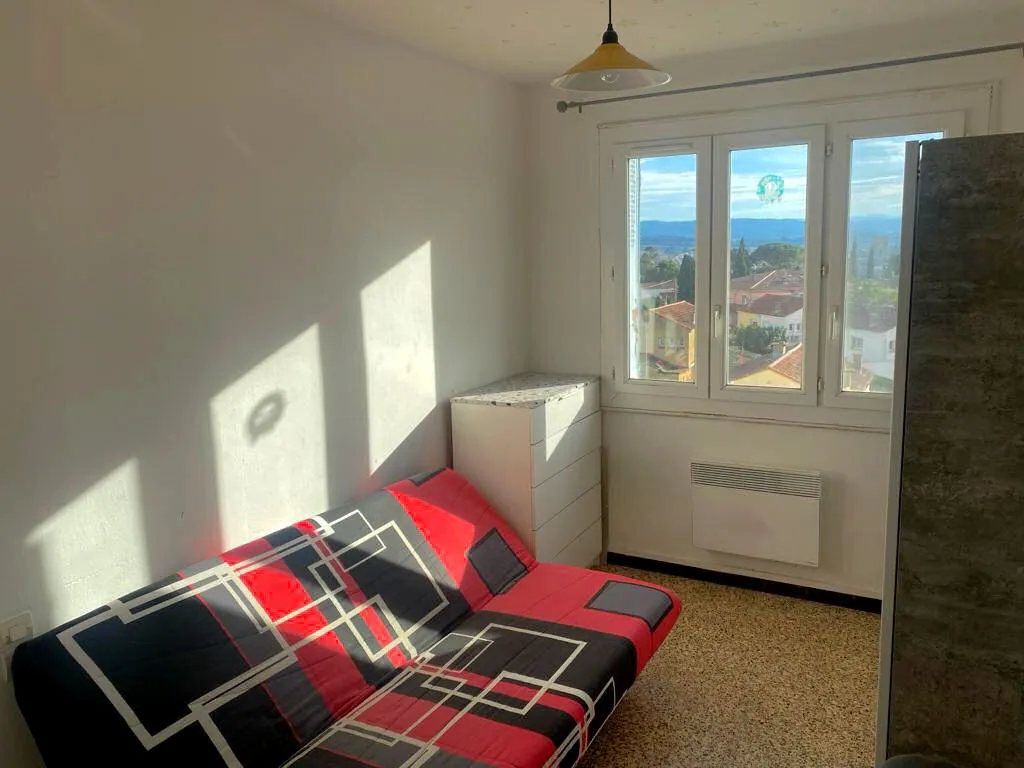 Appartement avec Vue sur les Pyrénées à Carcassonne 