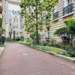 Chambre de Bonne à Paris