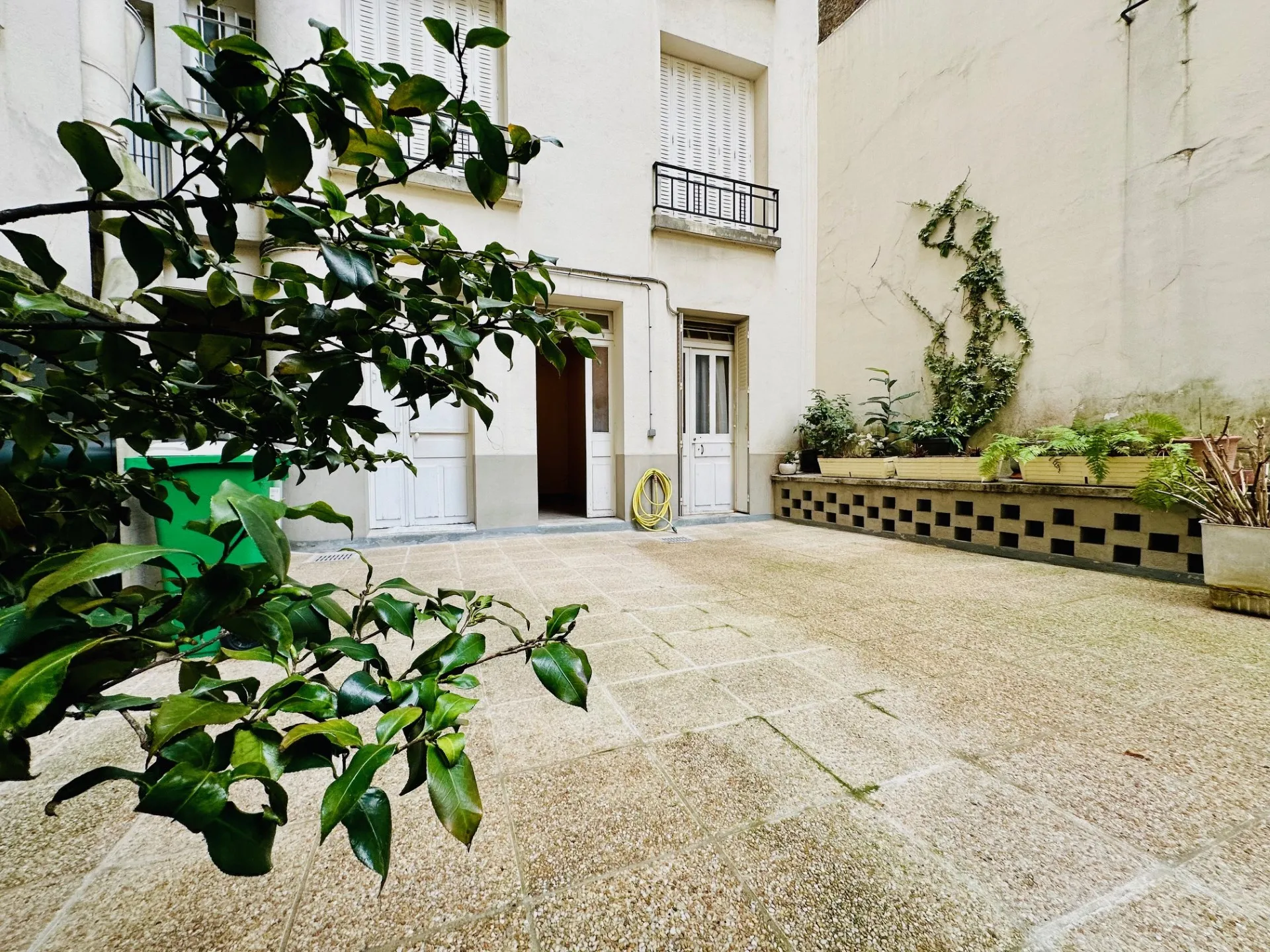 Chambre de Bonne à Paris 