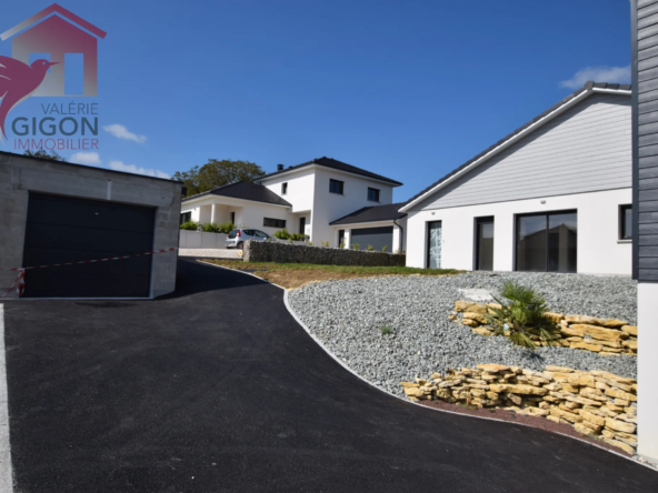 Maison neuve de plain-pied avec vue panoramique à Mathay