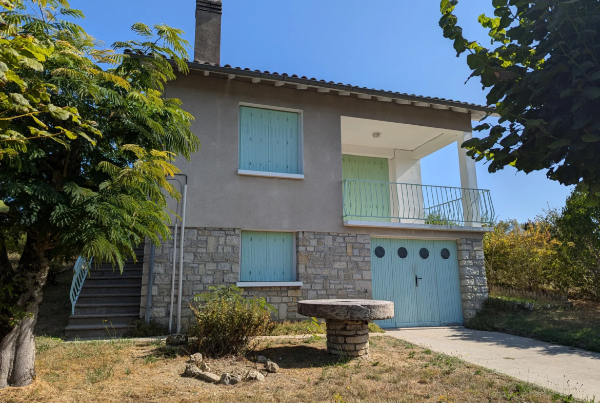 Maison individuelle à SAINT LAURENT LES TOURS 