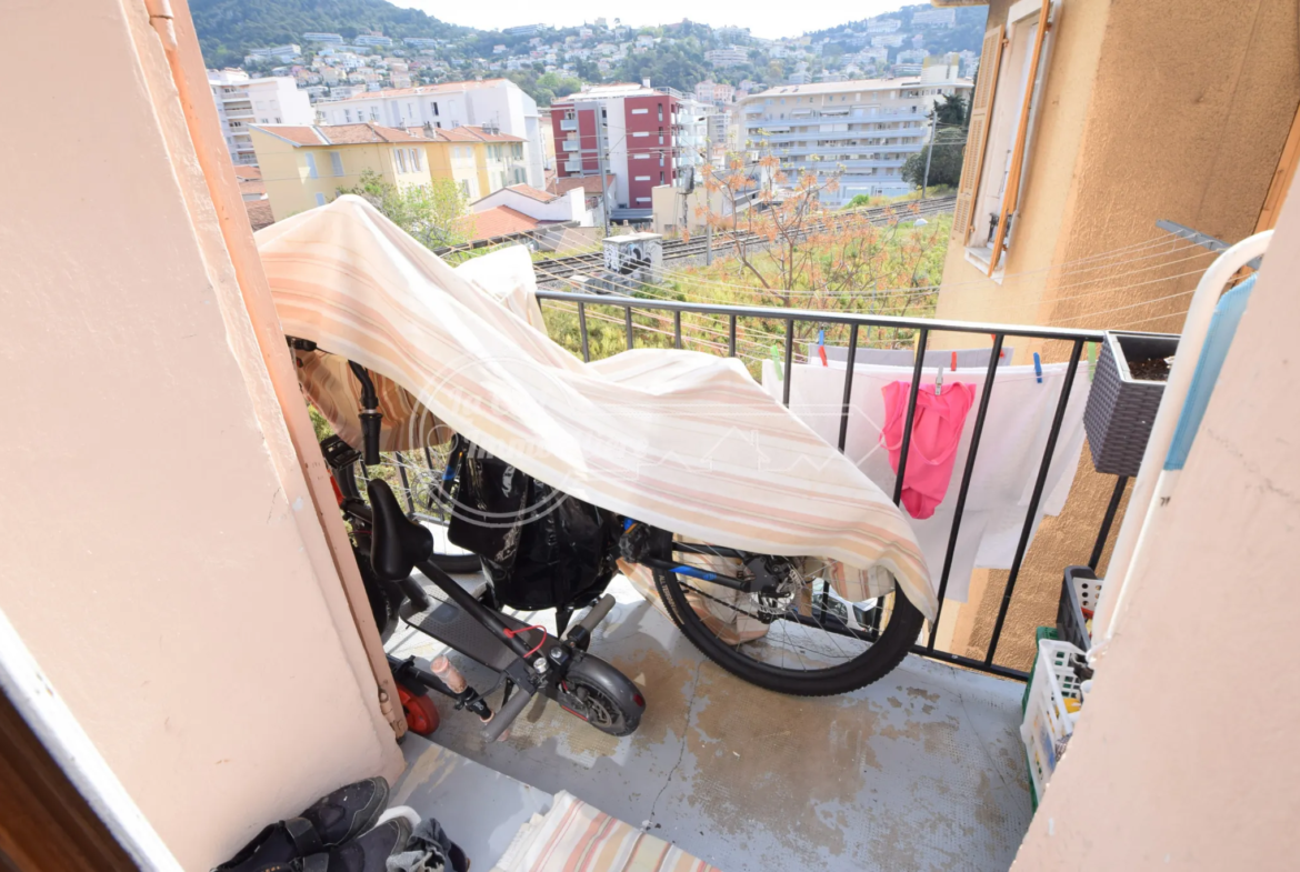 Appartement 2 pièces de 36m2 à Nice Riquier 