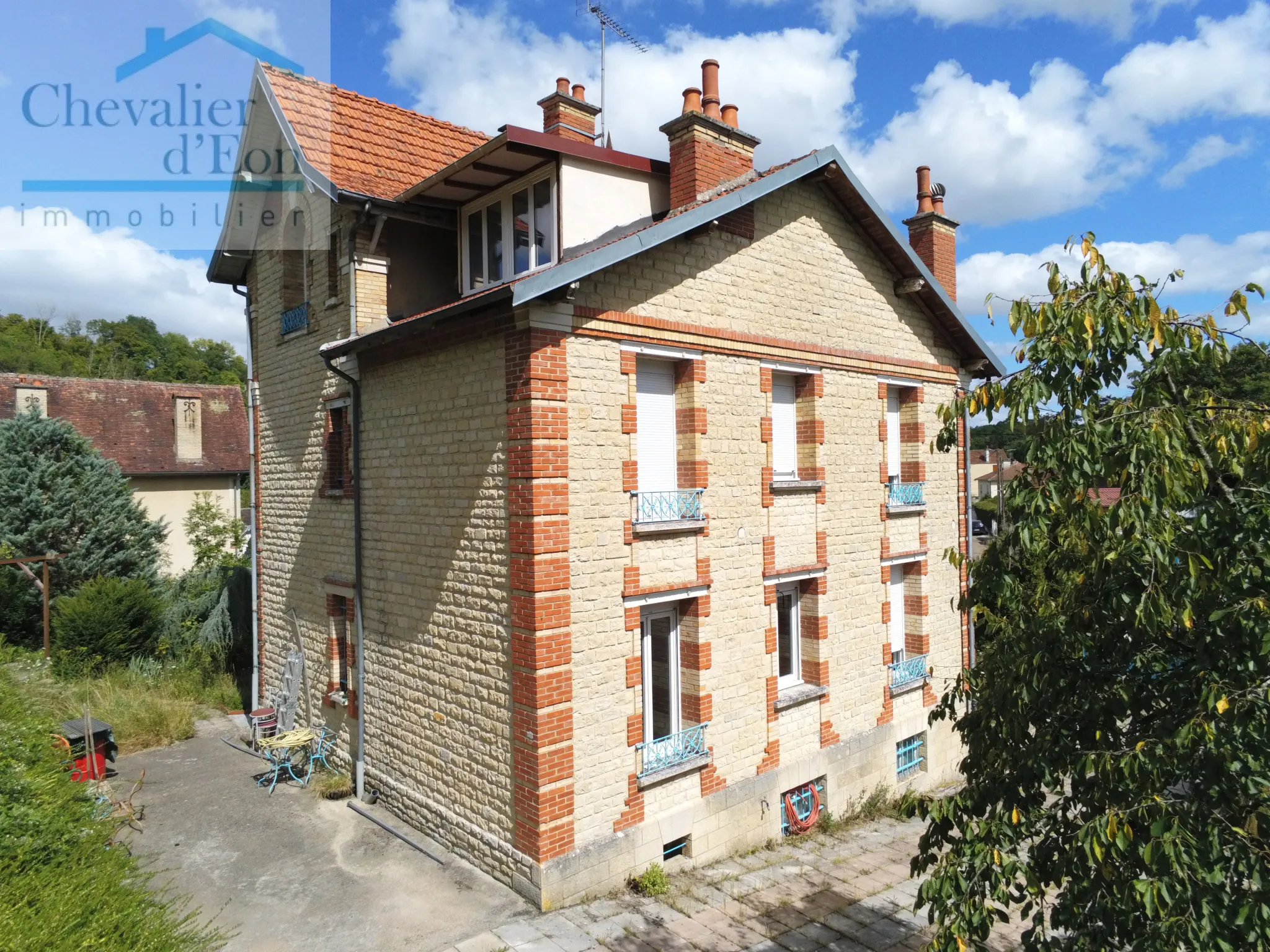 Maison années 1930 à Tonnerre 