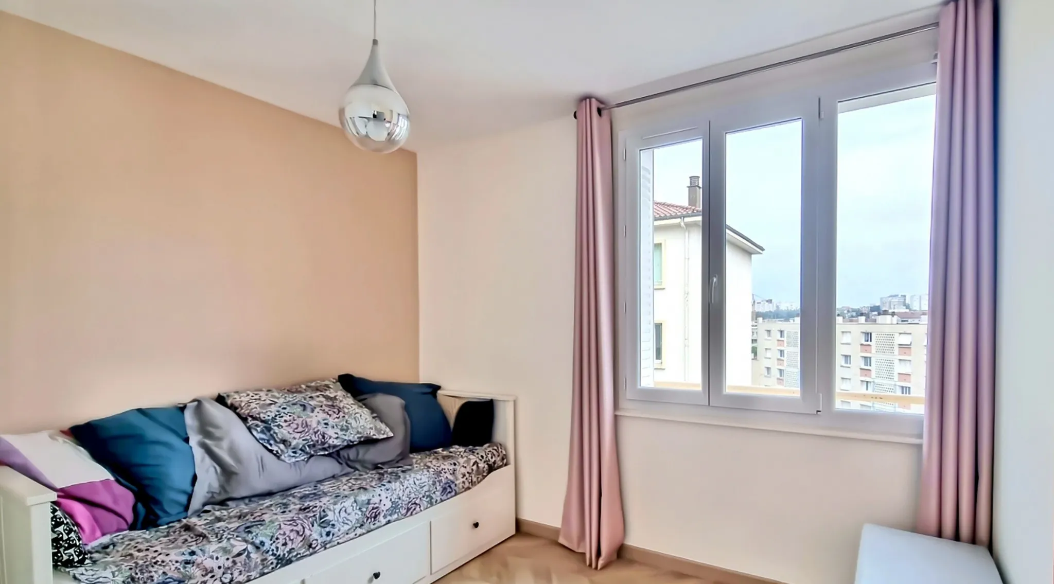 Appartement F3 rénové à vendre près de la Place de Jaude 