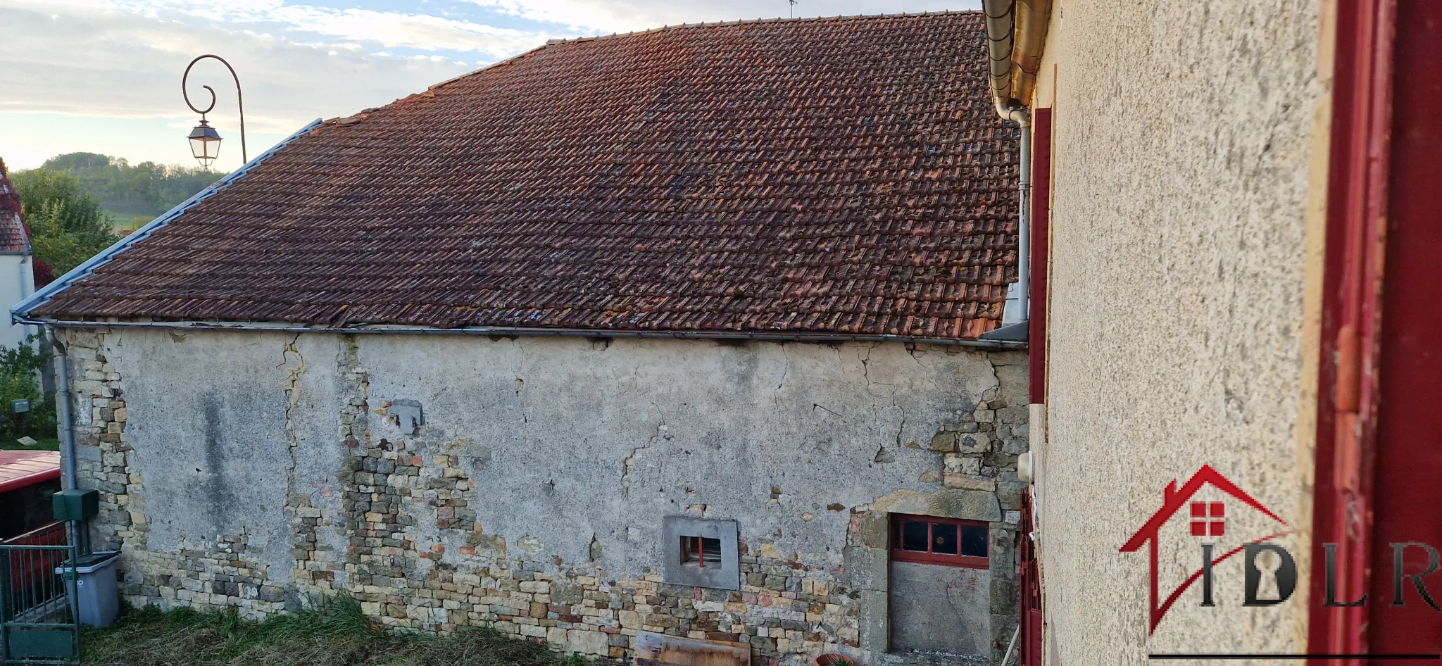 Maison de Caractère à Rénover à Velles 