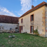 Maison de Caractère à Rénover à Velles