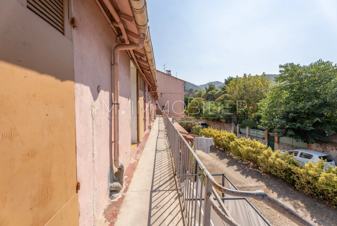 Charming Studio Apartment in Saint Marcel, Marseille 