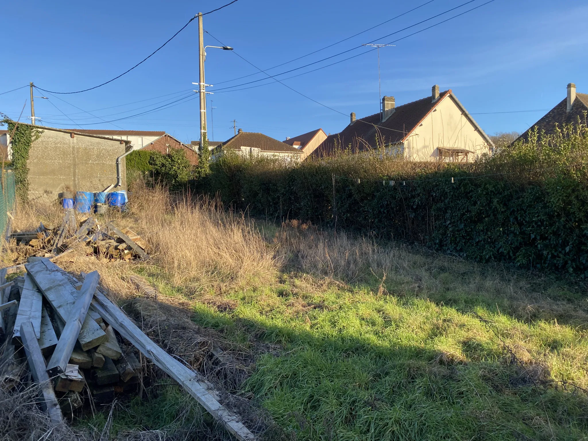 Maison à rénover à Saint-Omer-En-Chaussée 