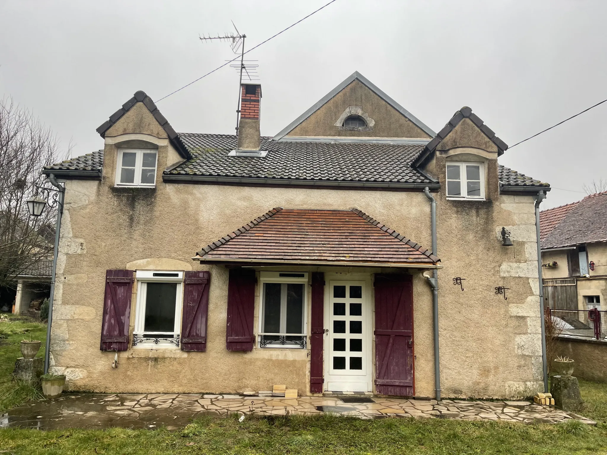 Maison en Pierre de Plain-Pied à Montbard 