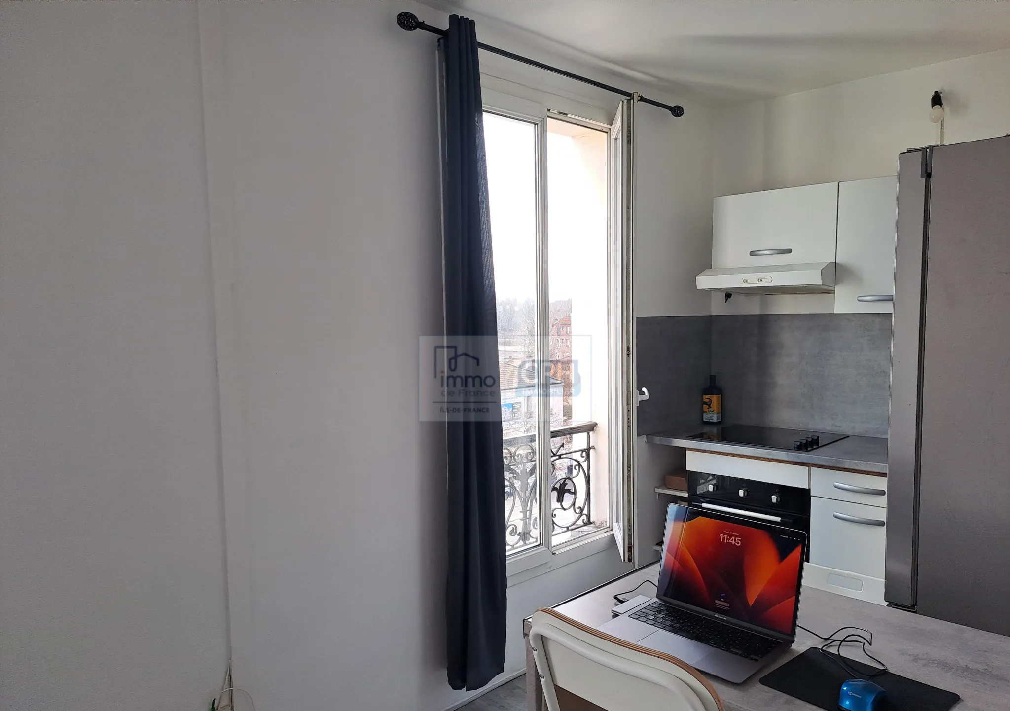 Studio à 200 m de Paris 