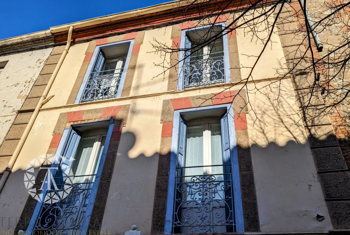 Appartement au dernier étage avec locataire à Le Boulou 