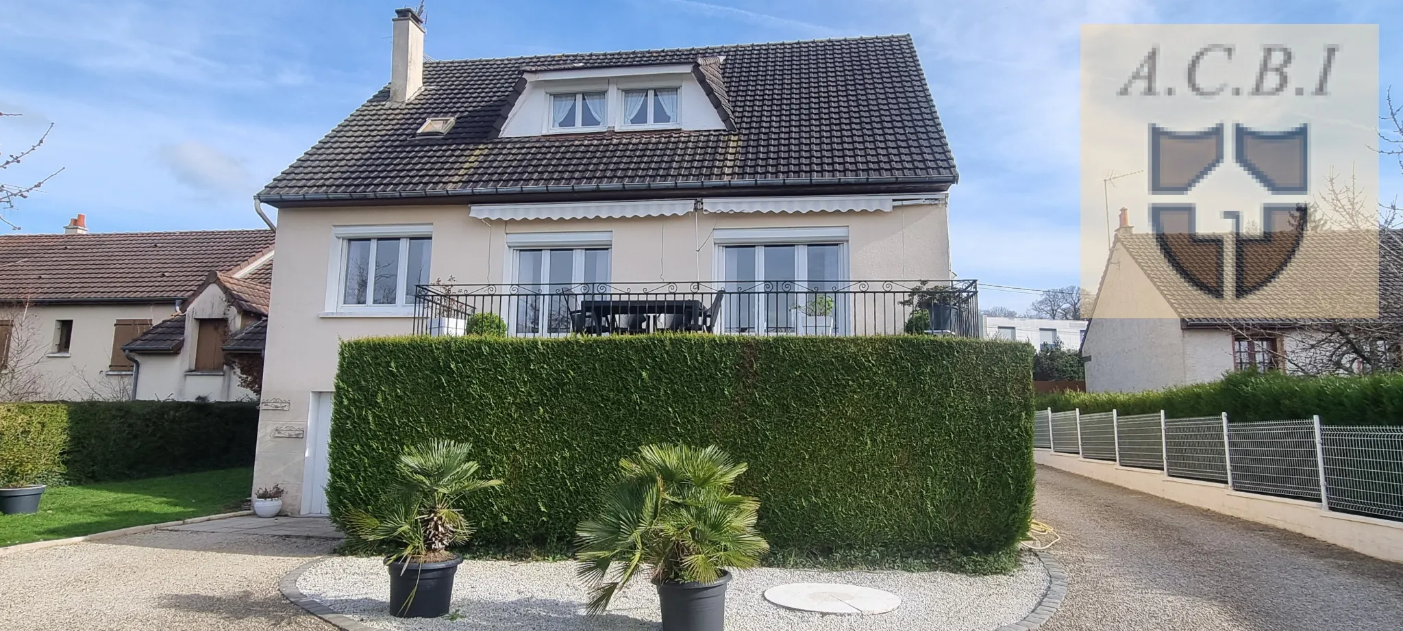 Belle maison sur sous-sol à Vendome 