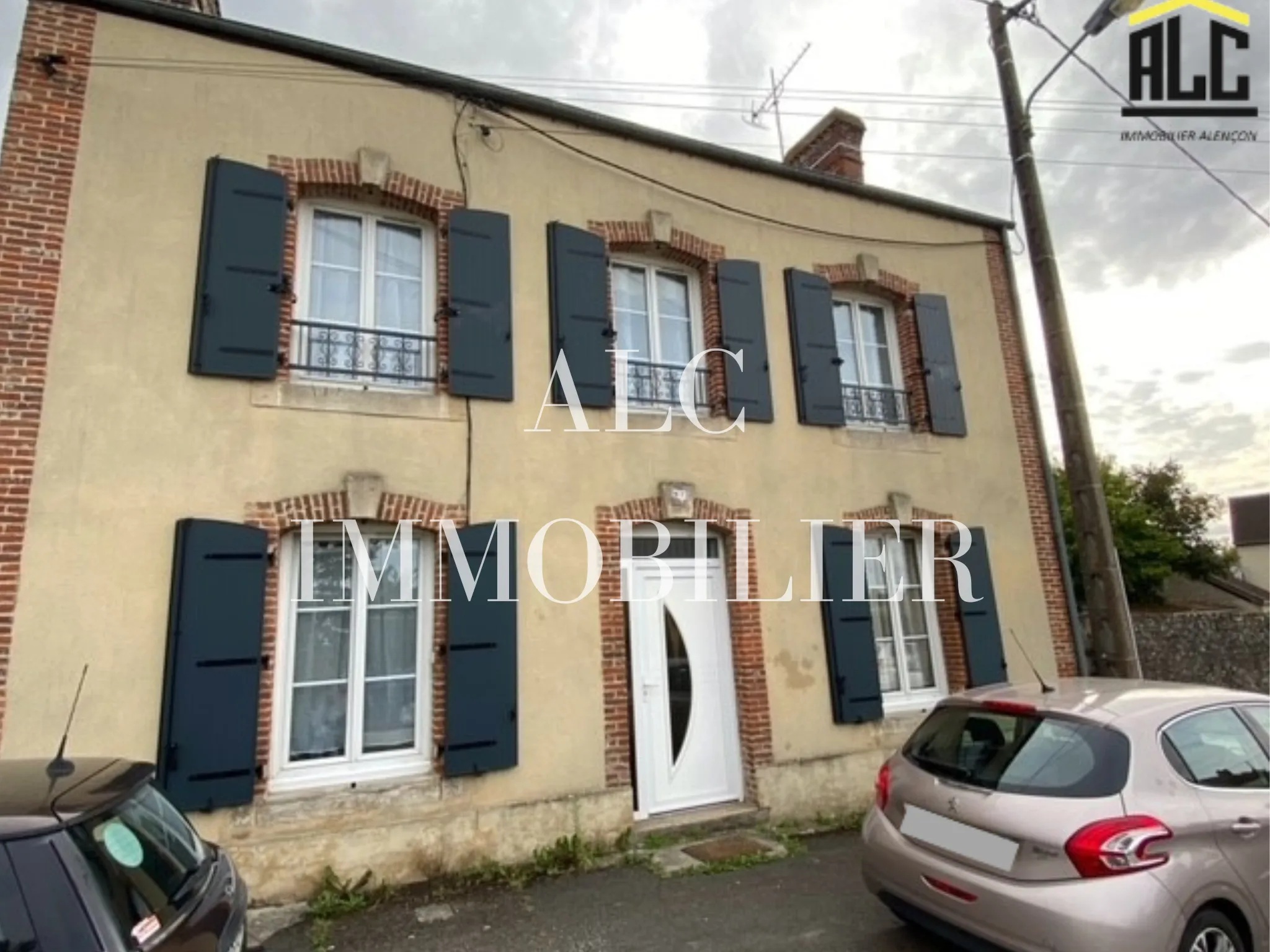 Maison de 135 m2 avec terrasse à Sées 