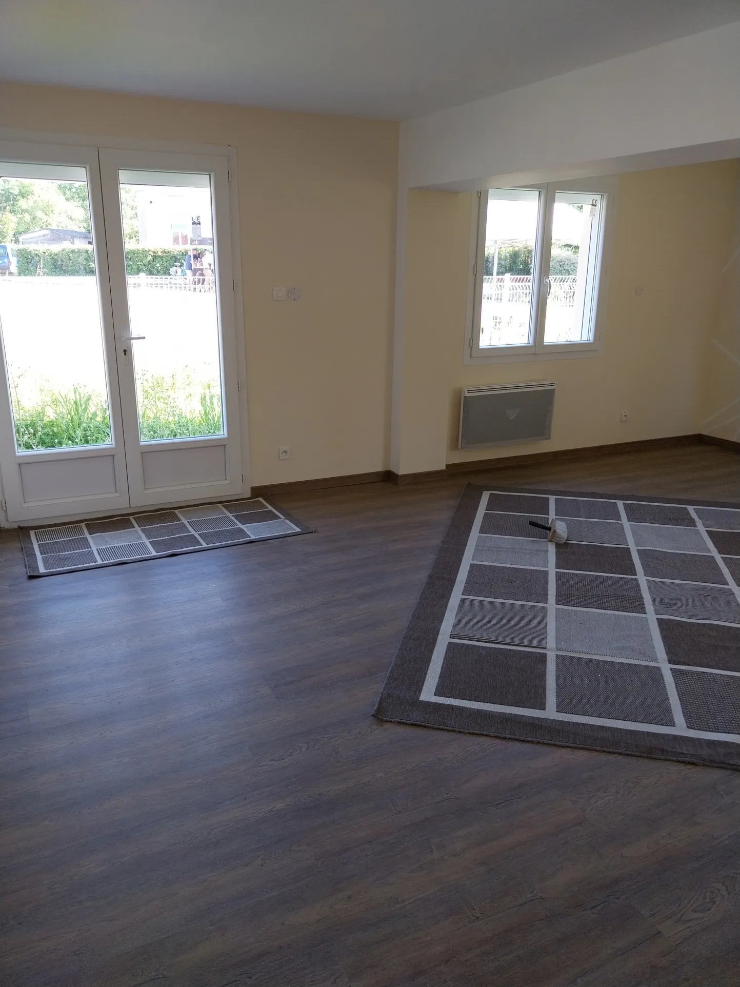 Maison Rénovée à Vendre à Brevonnes - 129m2 - 159 500 euros 