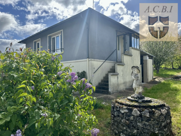 Pavillon sur sous-sol à Morée avec jardin et champs