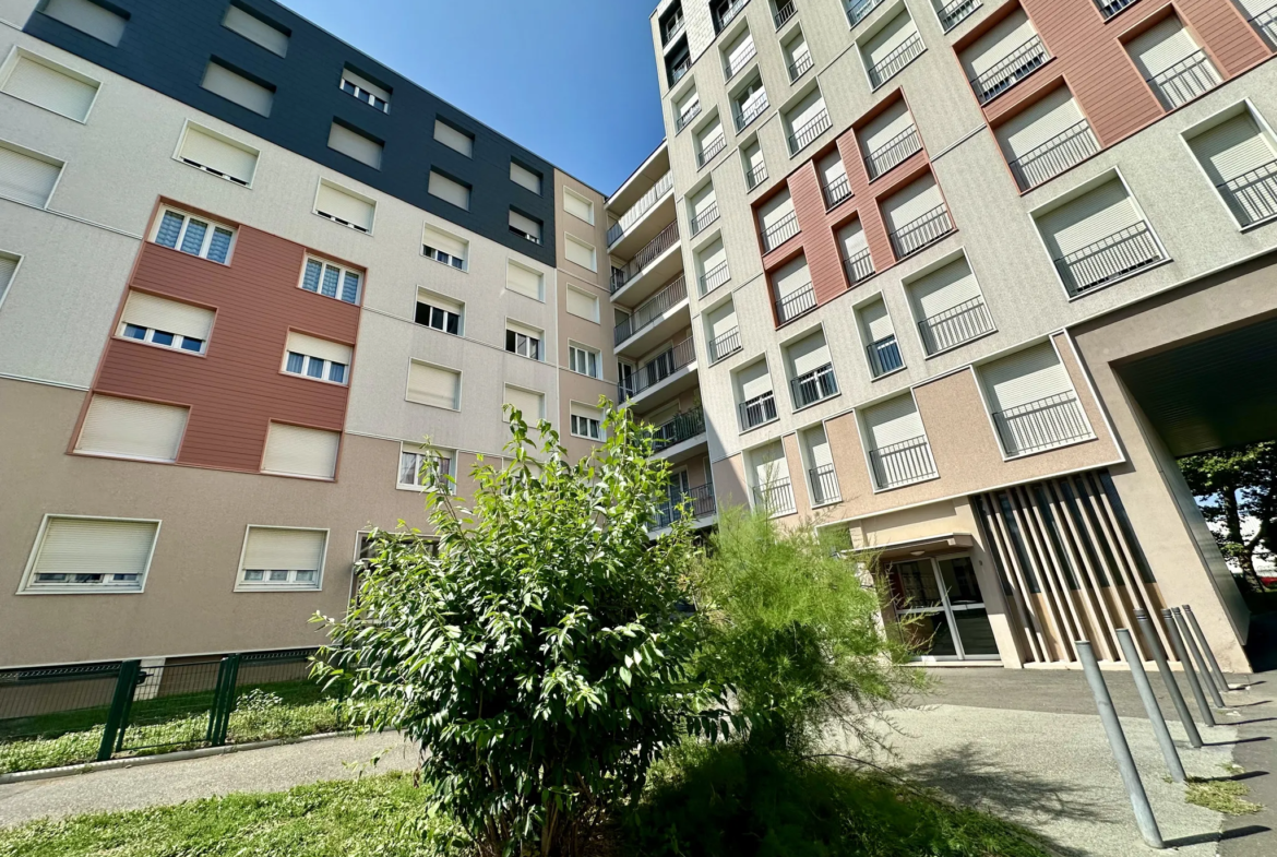 Appartement T3 à Beaumont - Résidence sécurisée Le Grand Champ 