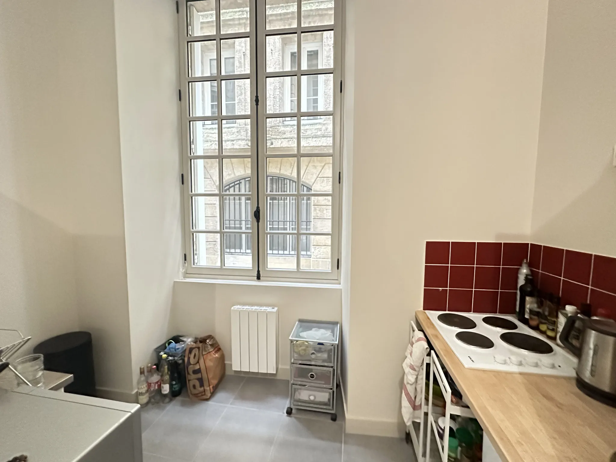 Studio Apartment with Terrace in Bordeaux - Porte de Bourgogne 