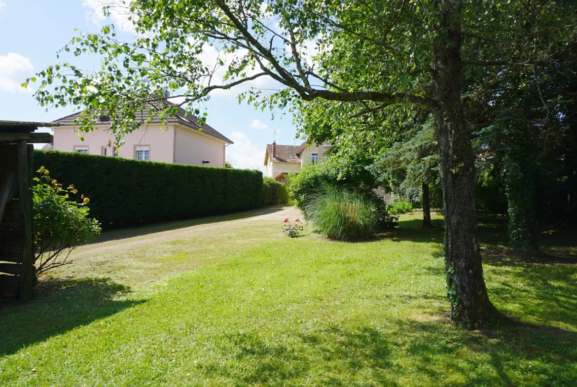 Maison des années 30 à Paray le Monial 